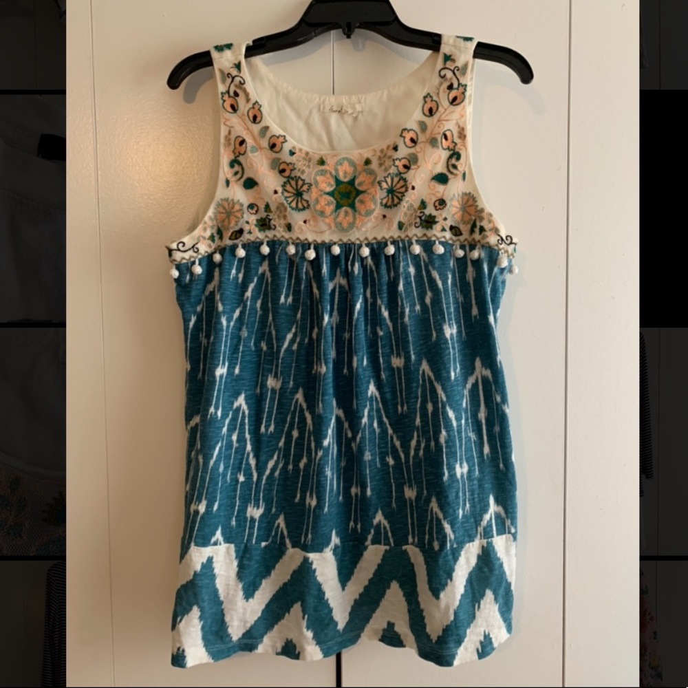 Pretty Anthropologie tunic